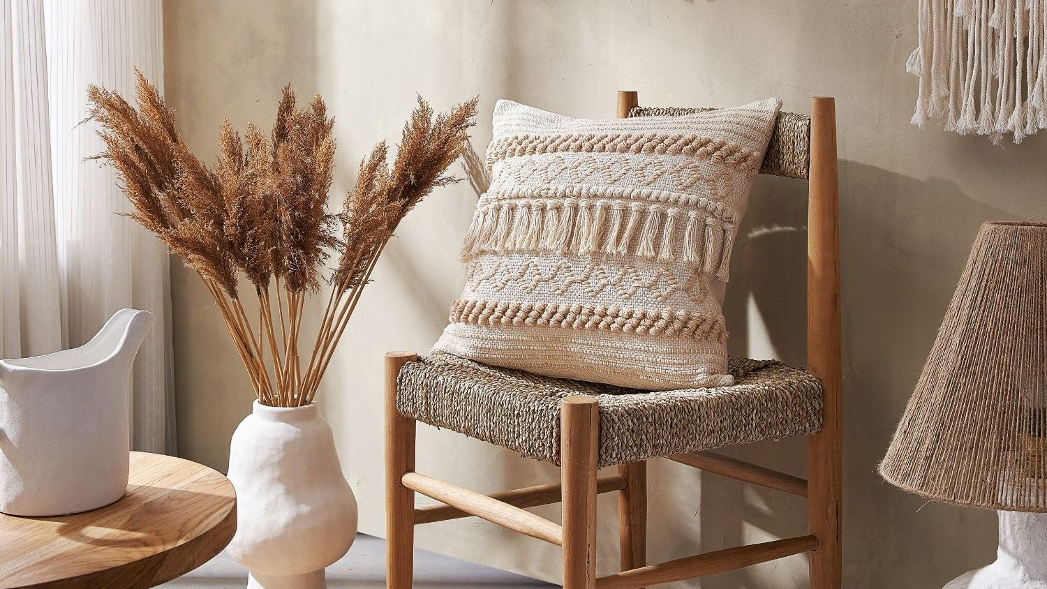 Outdoor Pillows The Perfect Addition to Your Patio Furniture