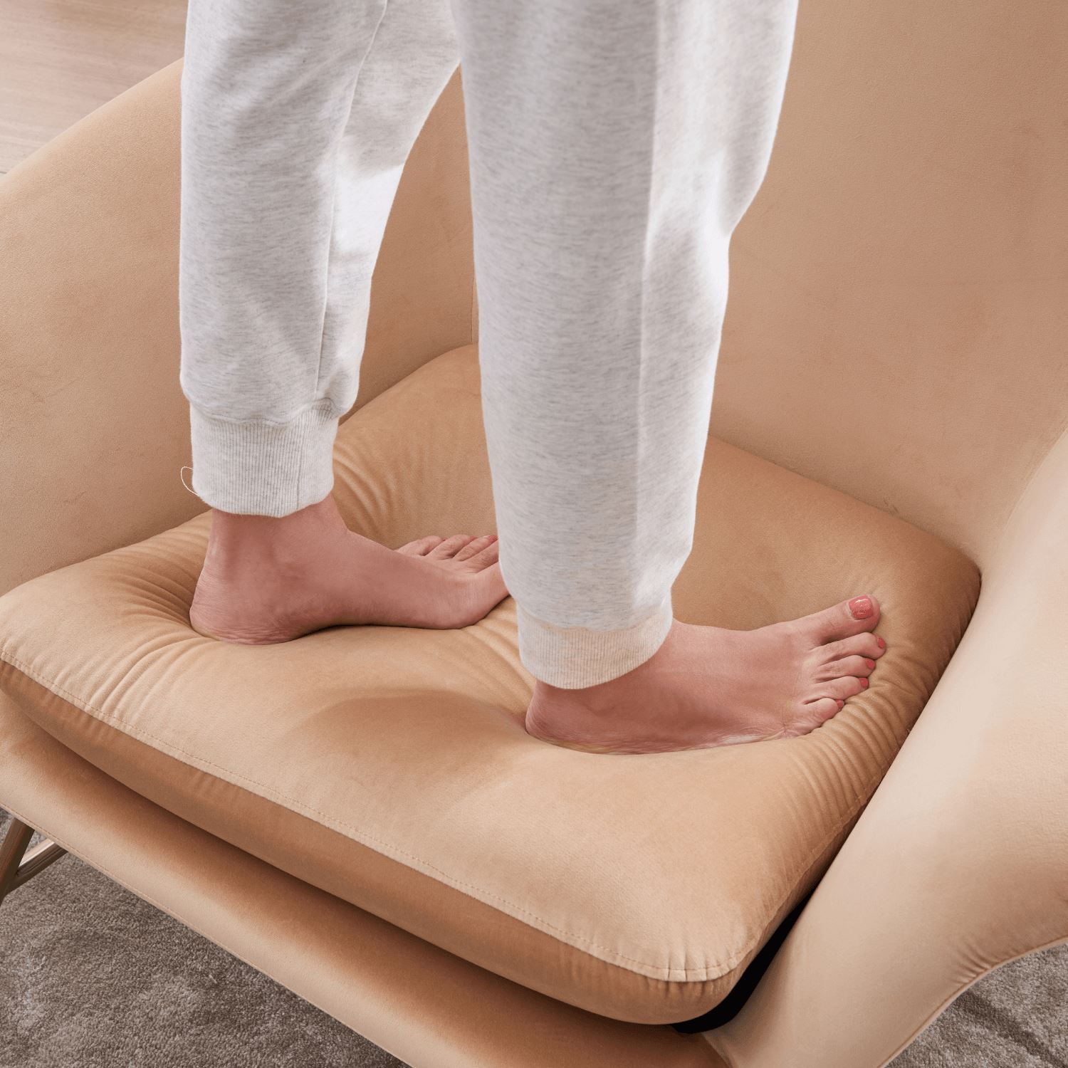 Valcue with Ottoman Chair Valyou Furniture