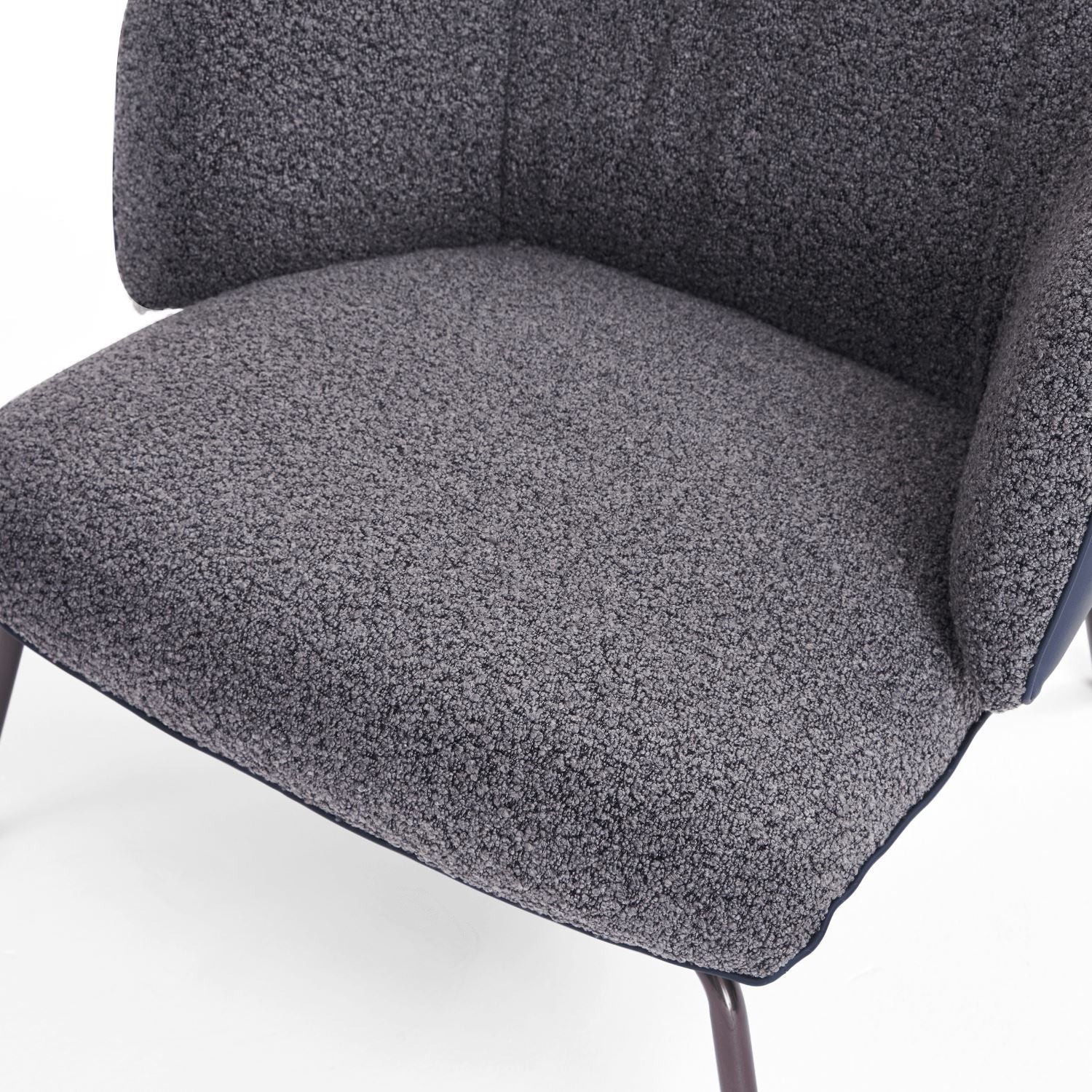 Oscura Accent Chair - Valyou