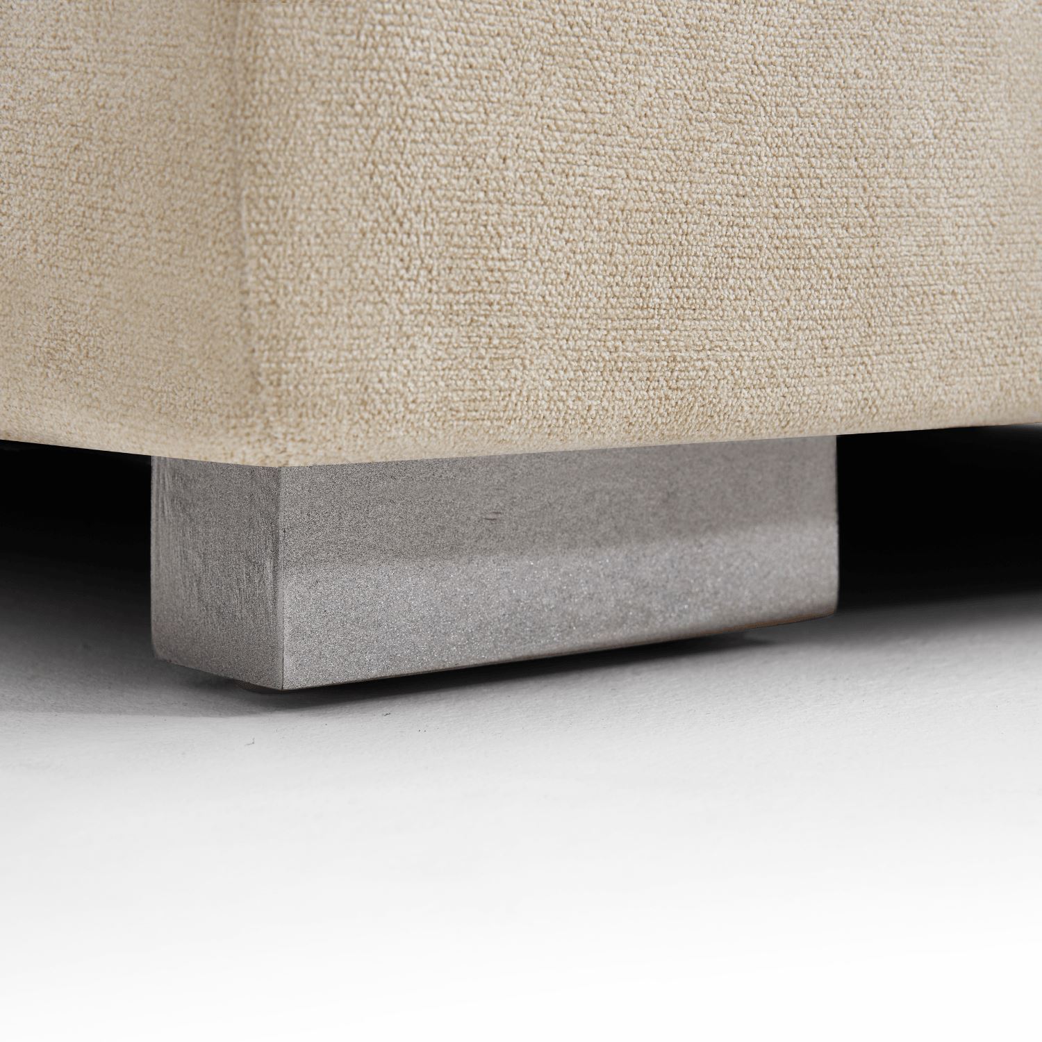 Feathers U-Sectional - Valyou