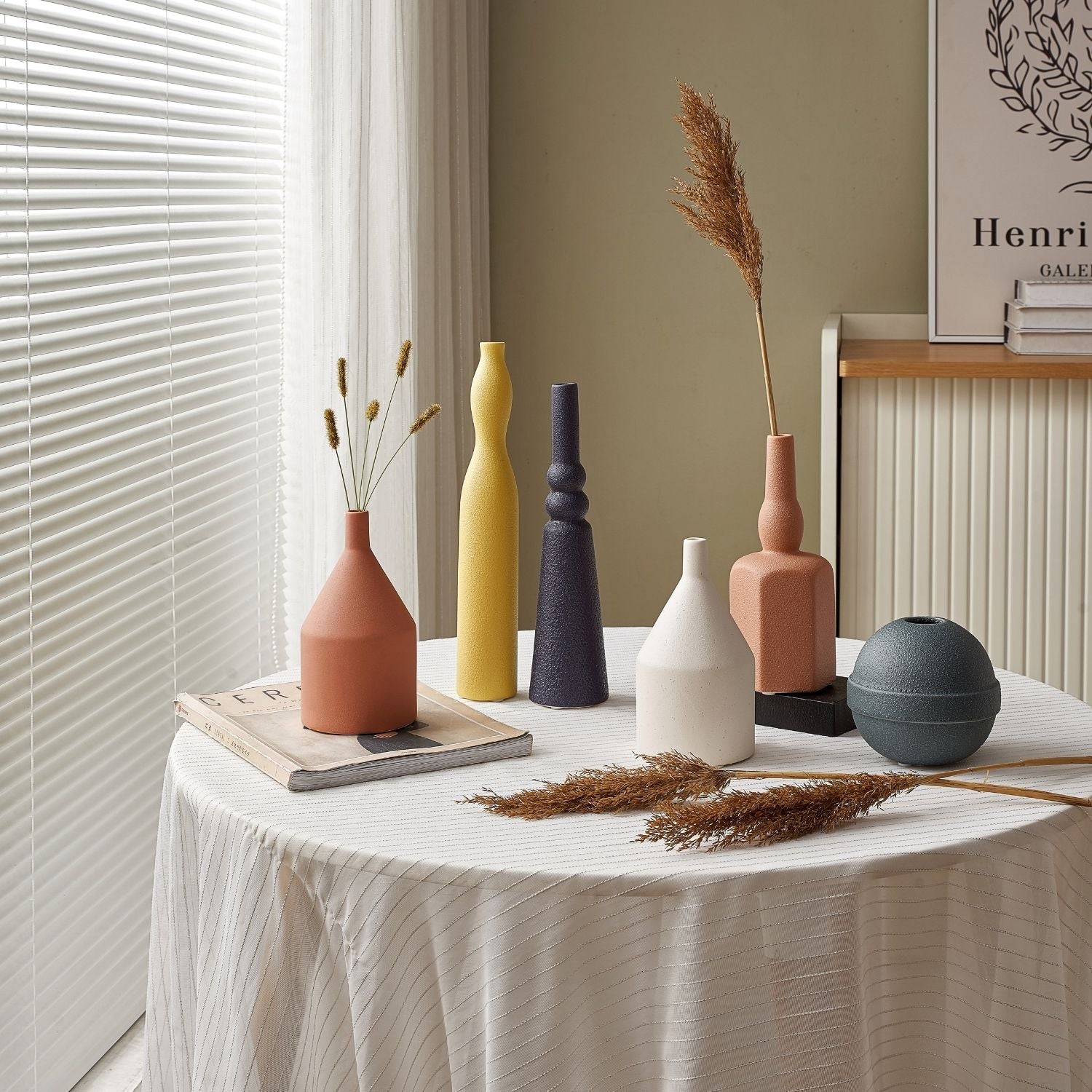 Adira Accessory Valyōu Furniture