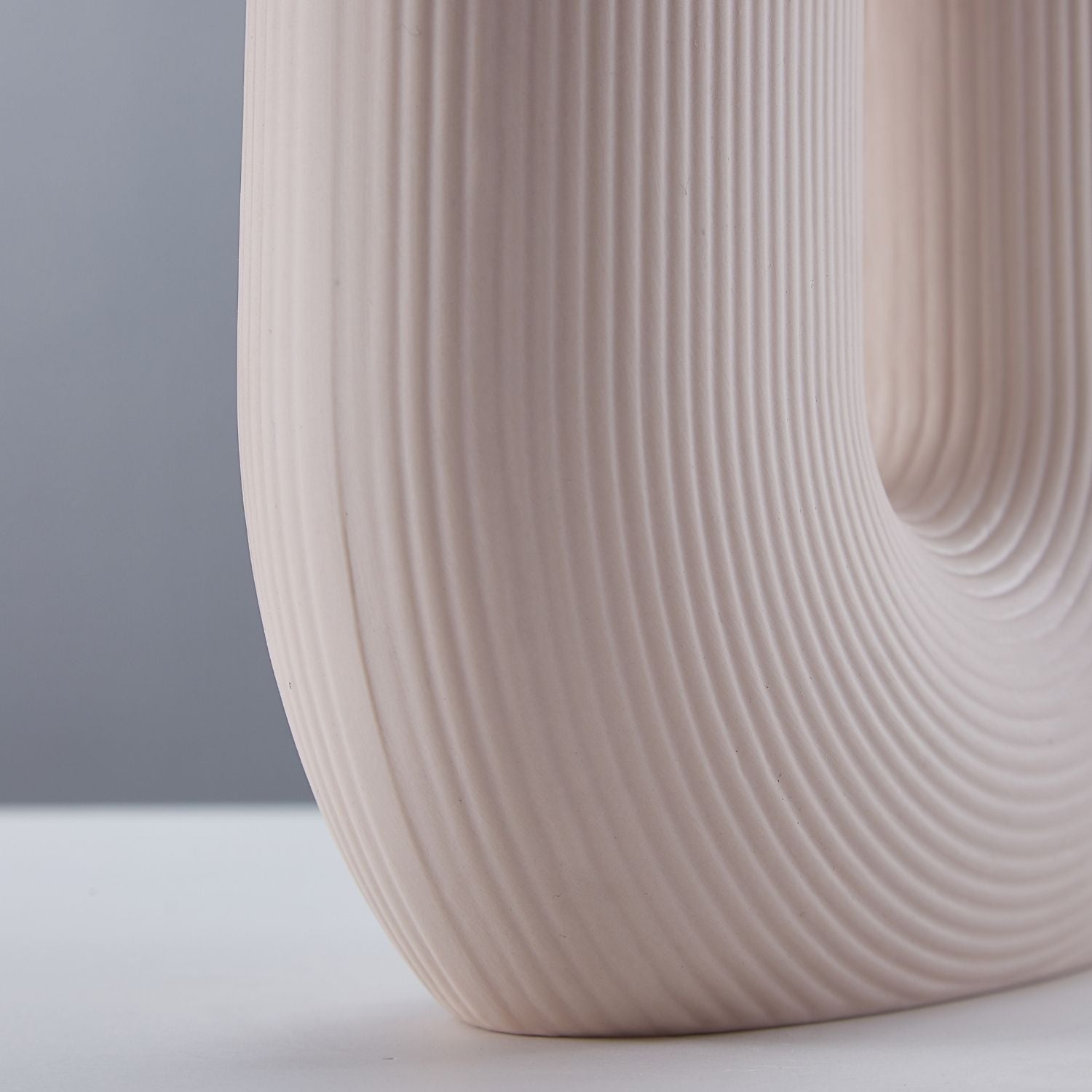 Astra Vase Accessory Valyōu Furniture