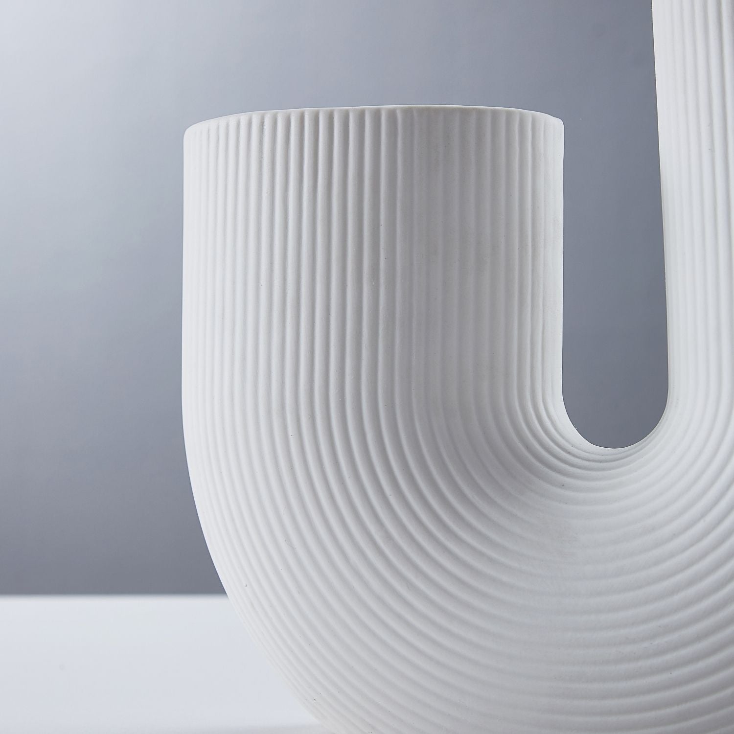 Astra Vase Accessory Valyōu Furniture