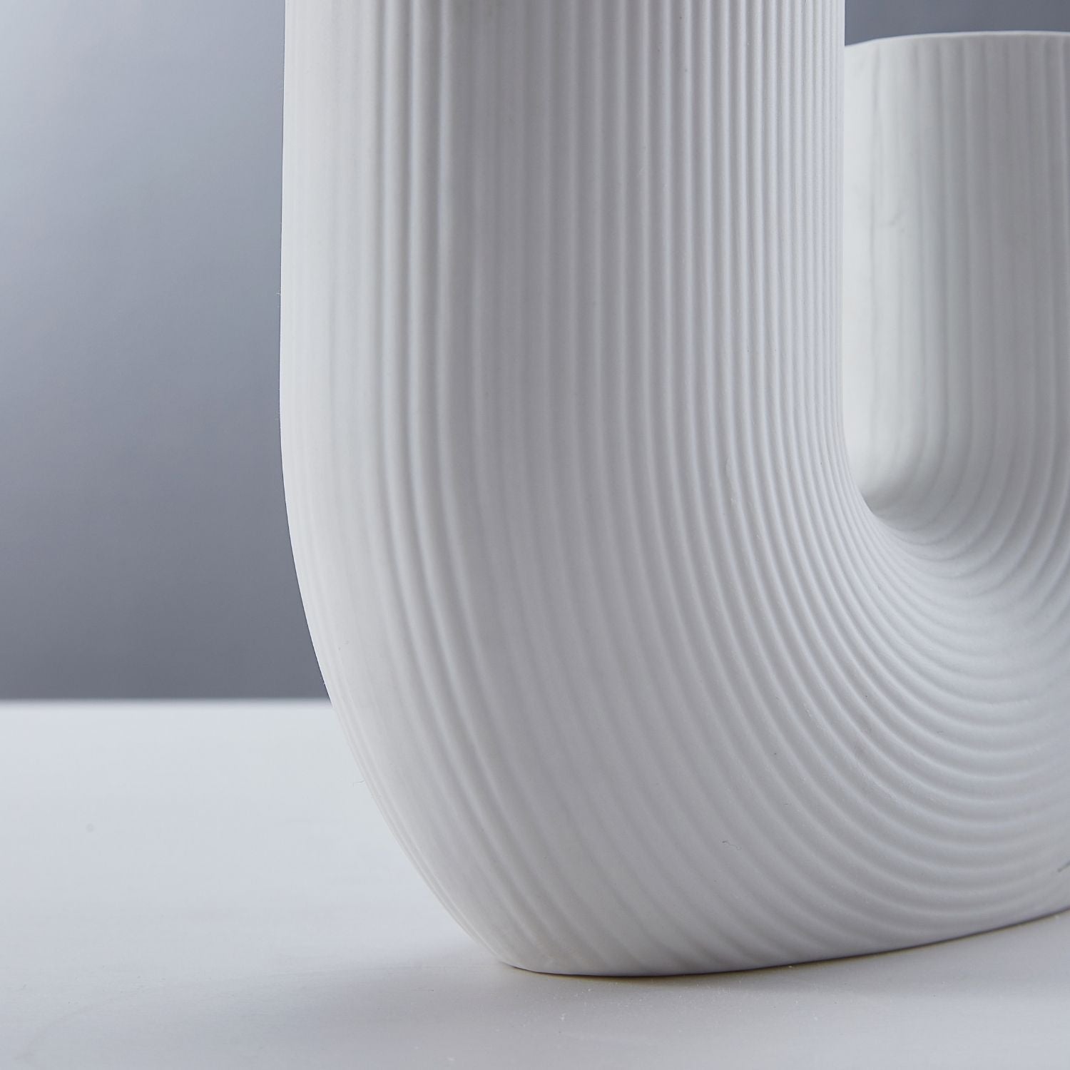Astra Vase Accessory Valyōu Furniture