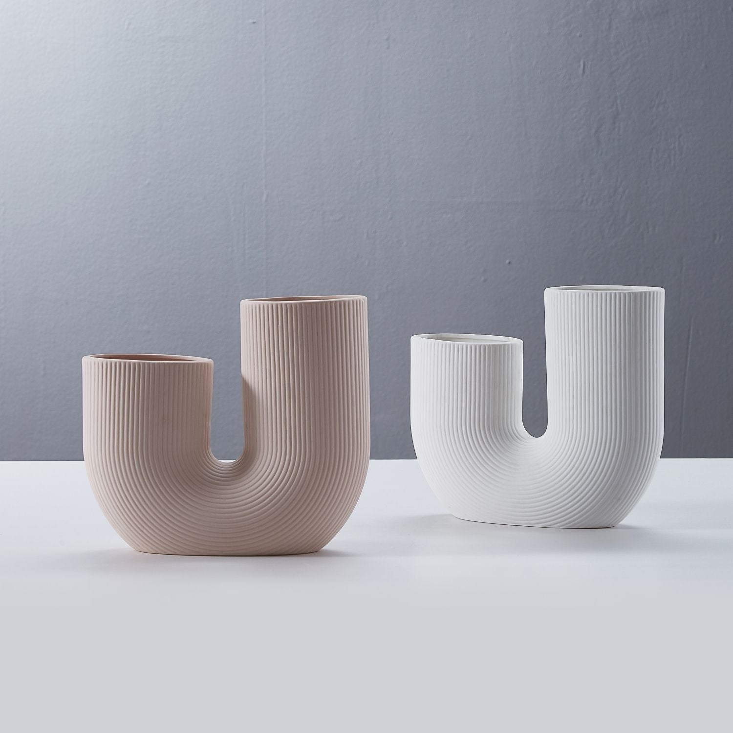 Astra Vase Accessory Valyōu Furniture