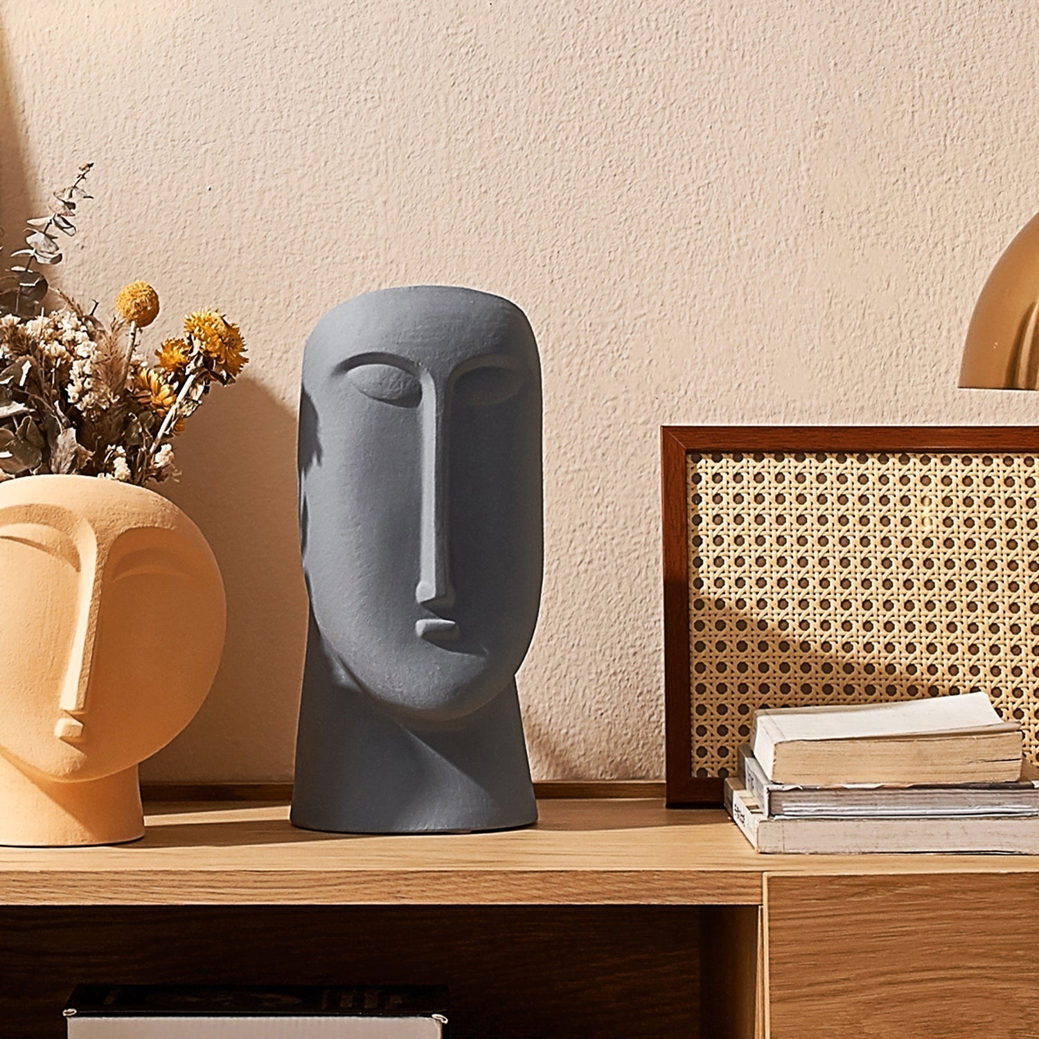 Cashel Accessory Valyōu Furniture Tall
