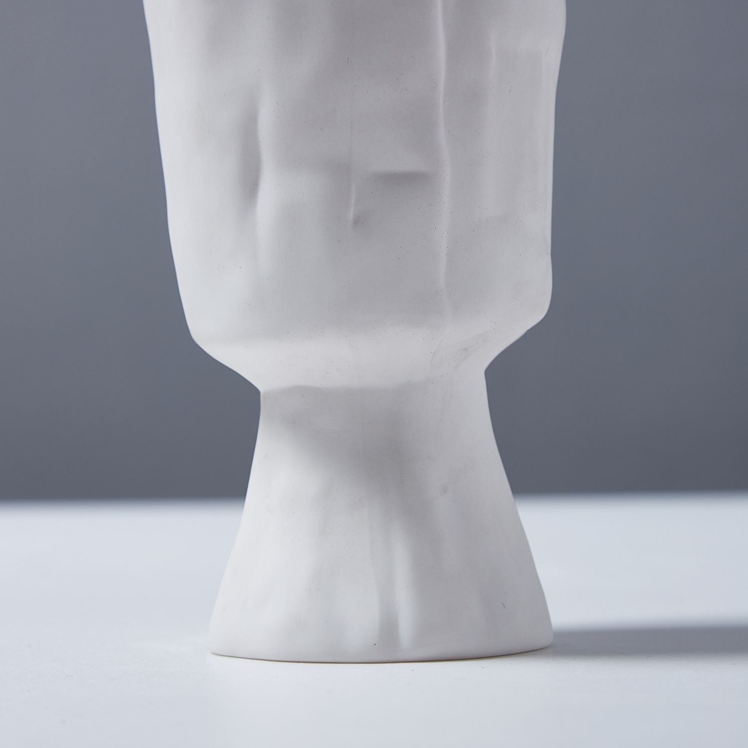 Cloie Vase Accessory Valyōu Furniture