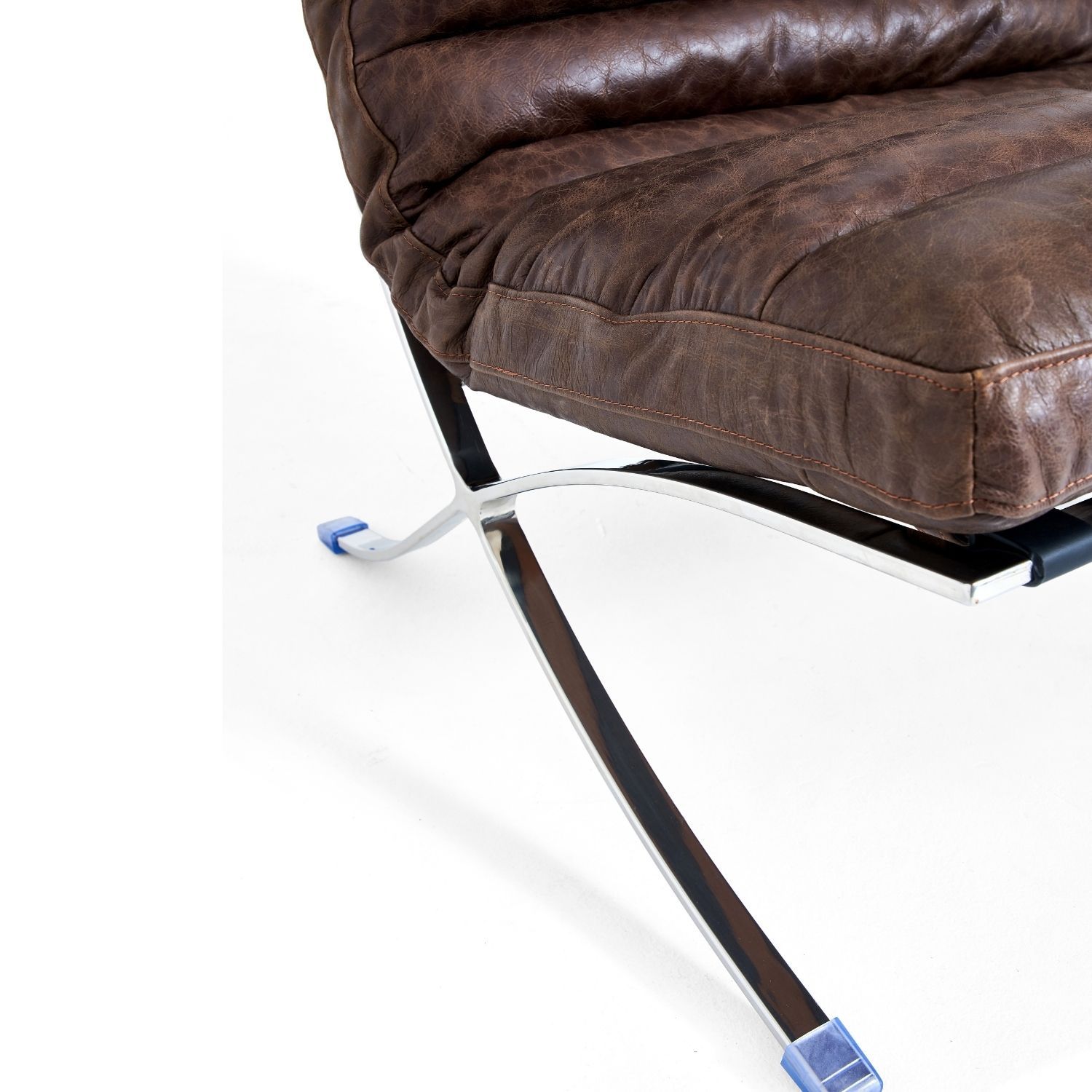 Elms Chair Accent Chair Foundry