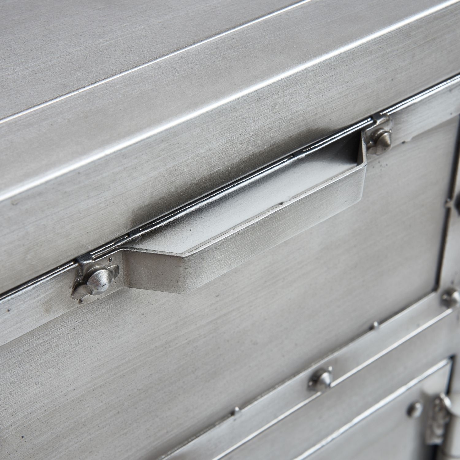 Vault Desk Valyou Furniture