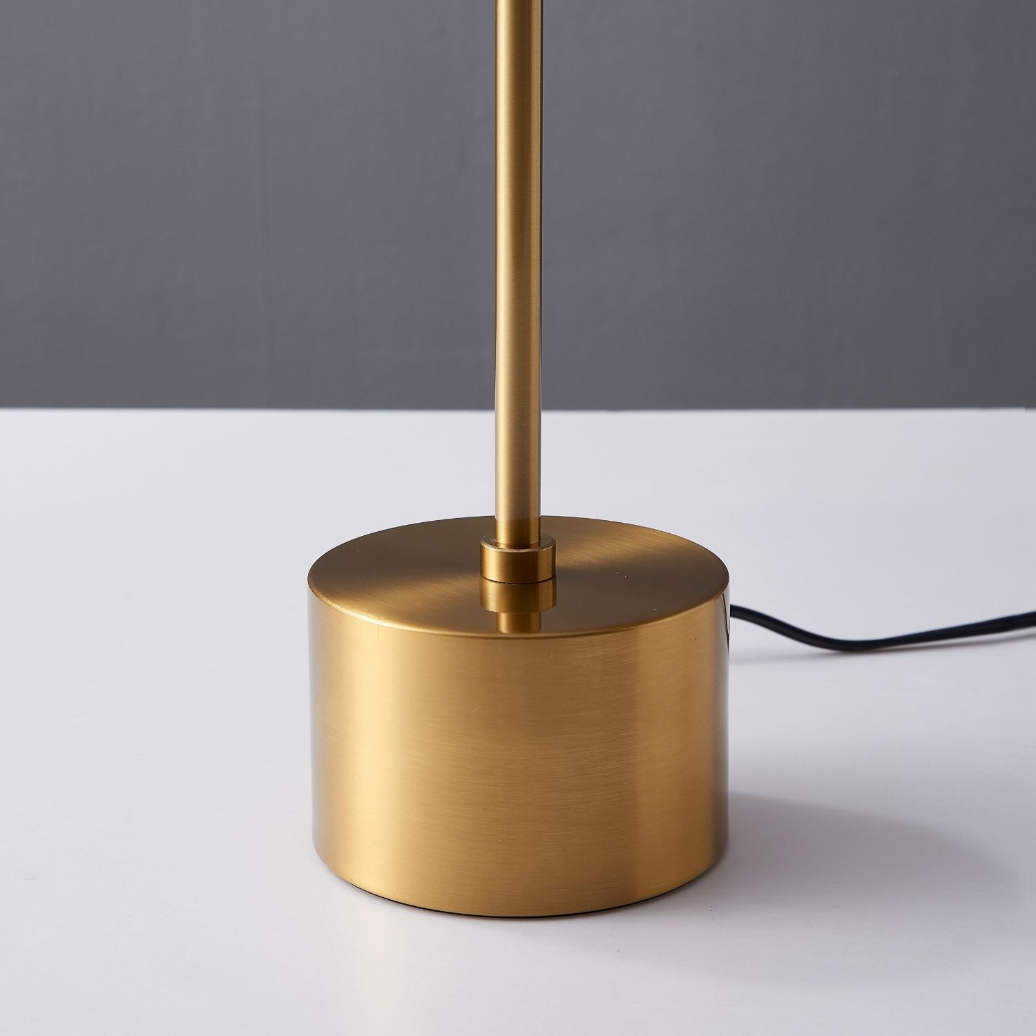 Fumiko Lamp Accessory Valyōu Furniture