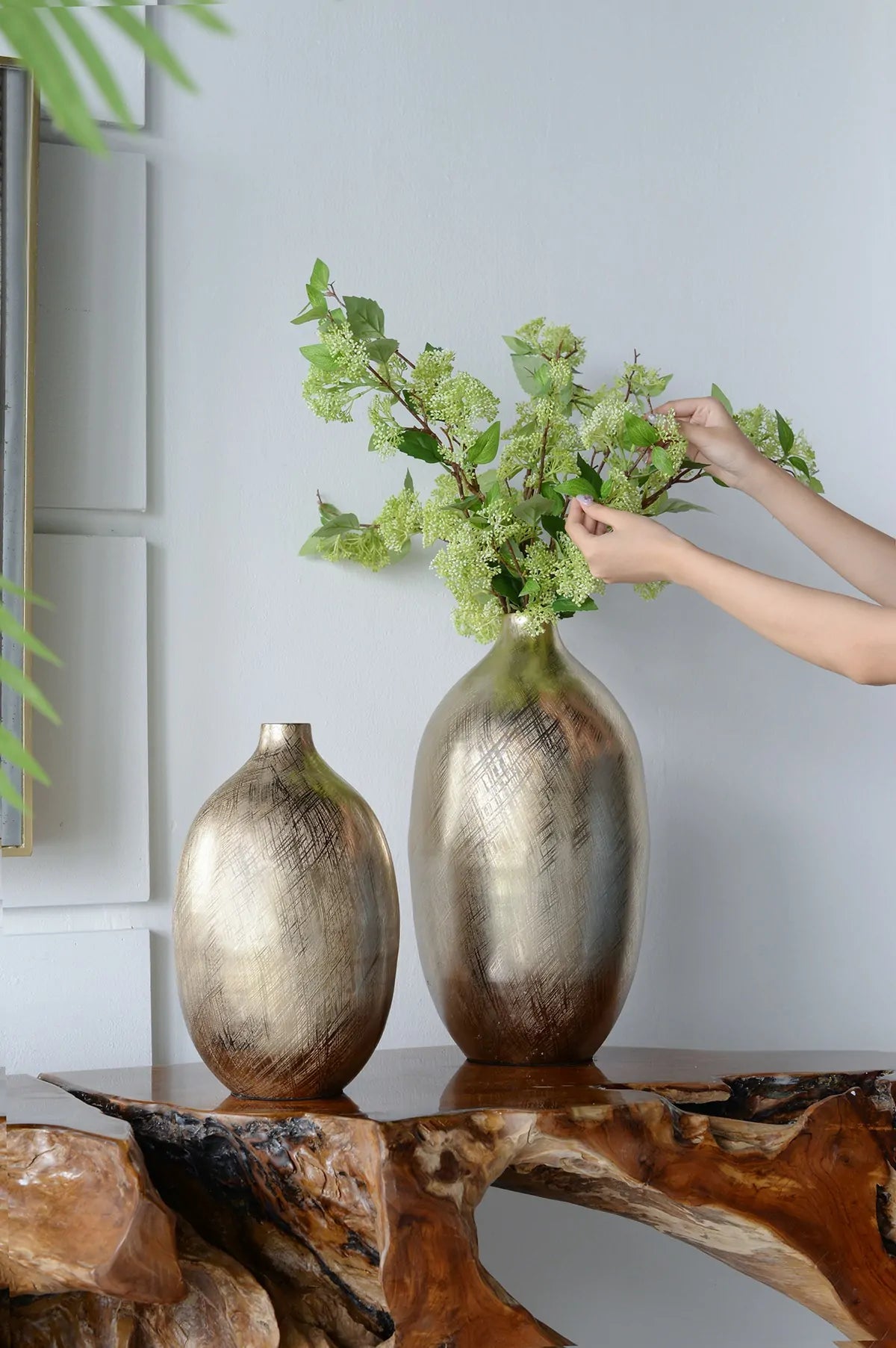 Gold Streak Aluminum Vase 18.5 Inch Modern Floor Vase for Home Decor