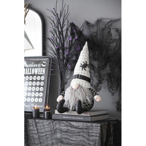 Halloween 2 Pics – Fabric Sitting Gnomes with White Hat & Spider