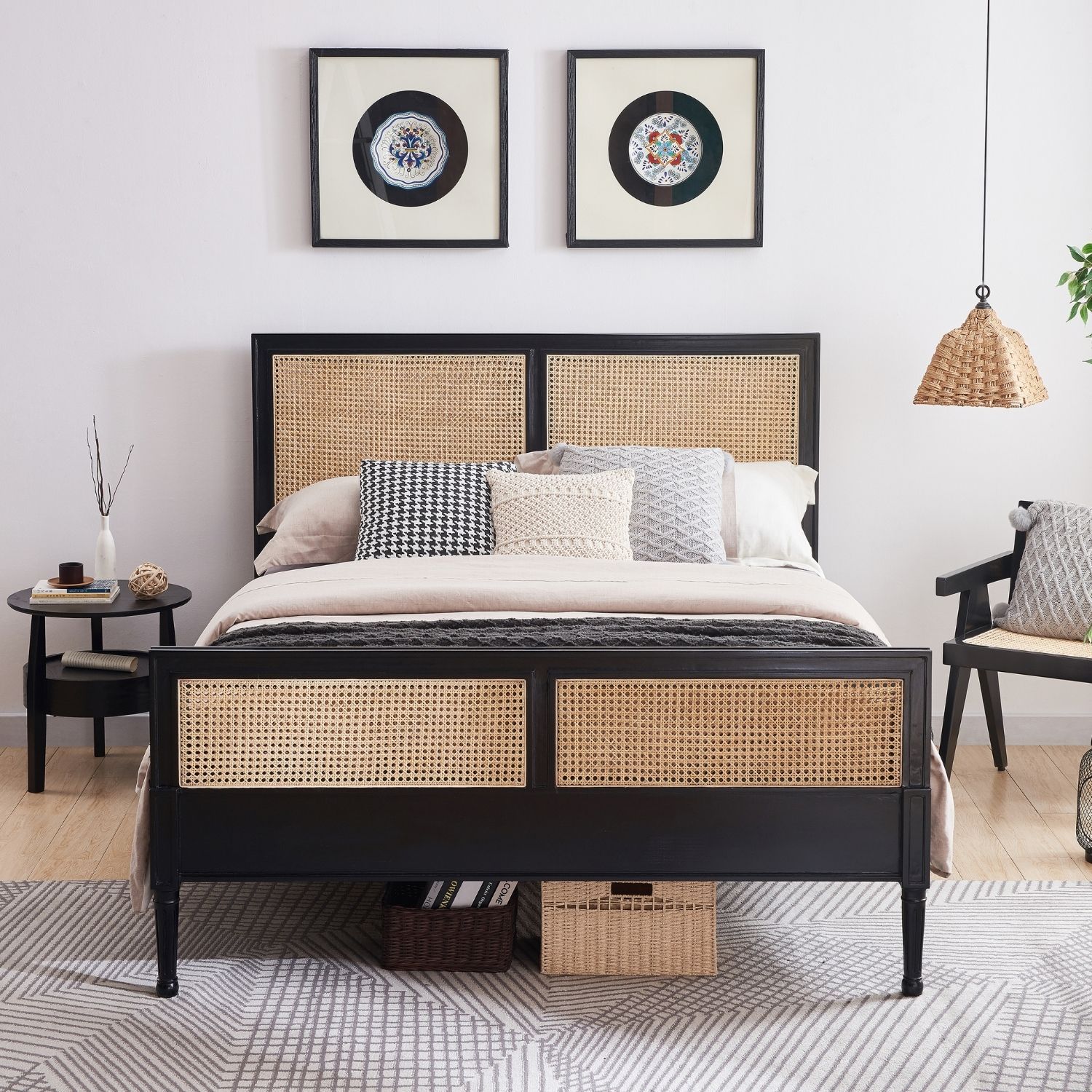 Harbor Bed Bed Lemons & Me Queen Black