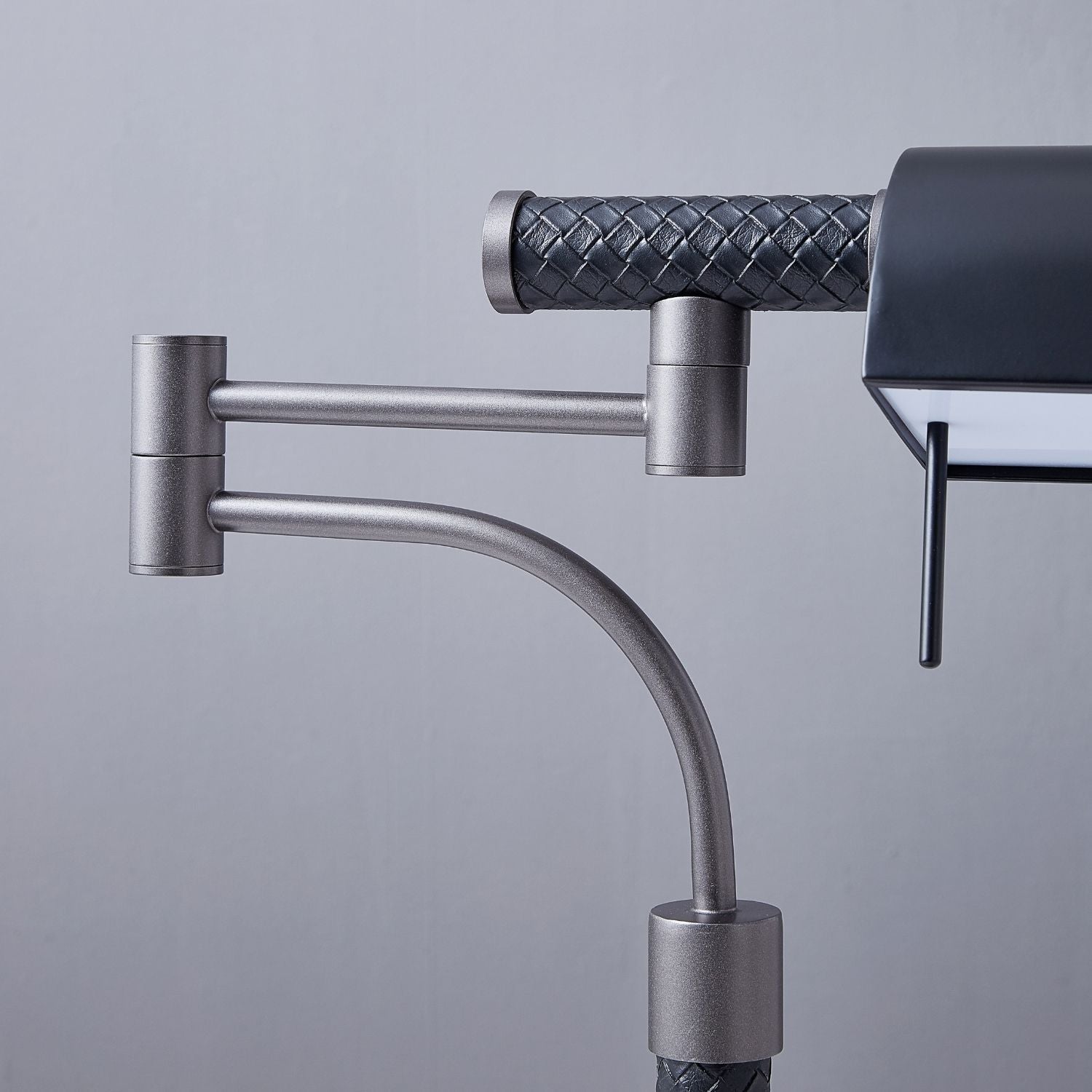 Hiroko Lamp Accessory Valyōu Furniture