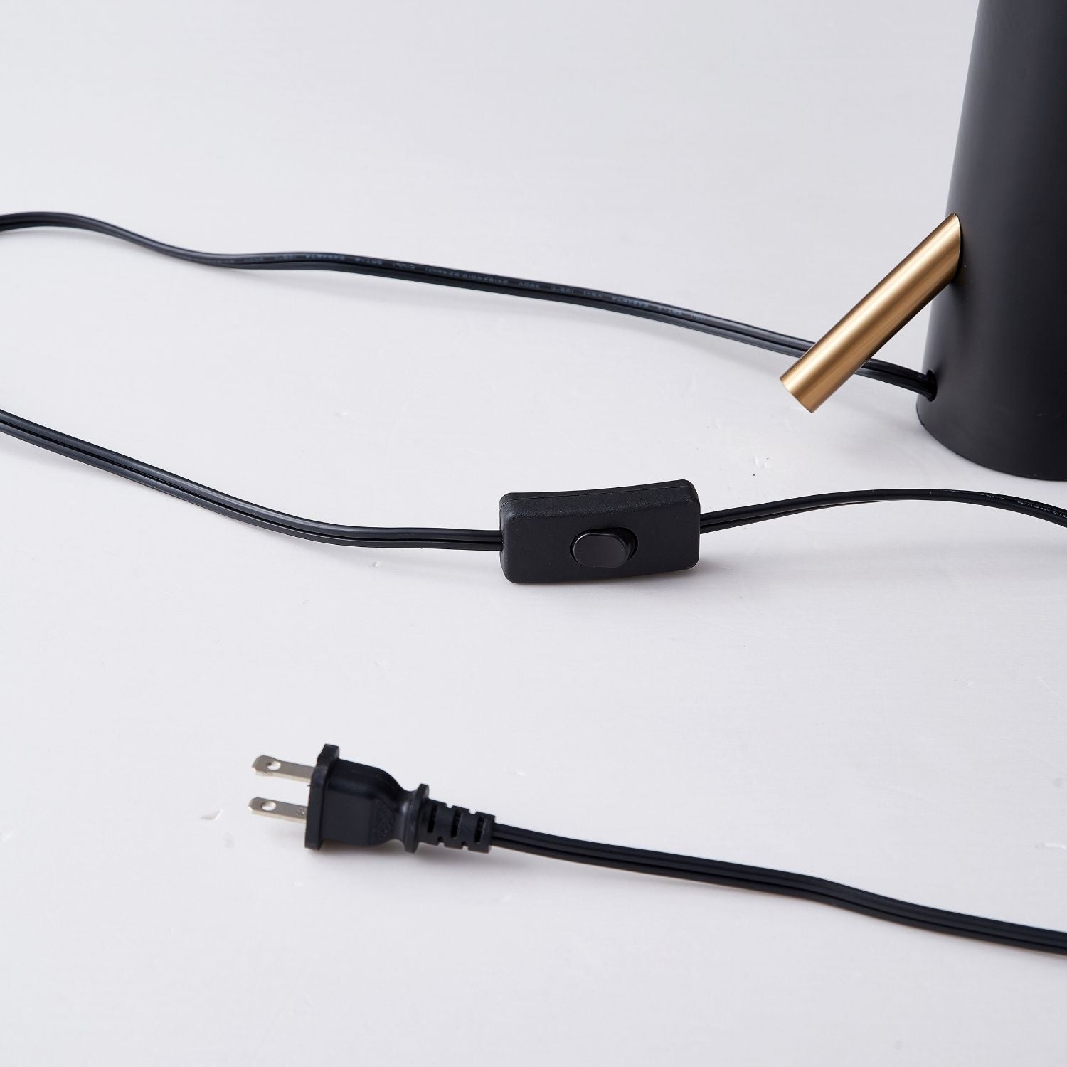 Isamu Lamp Accessory Valyōu Furniture
