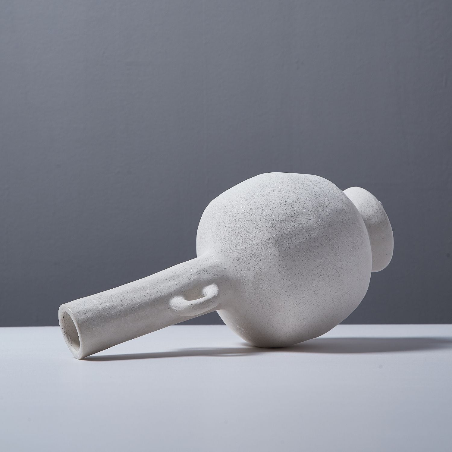 Kad Vase Accessory Valyōu Furniture
