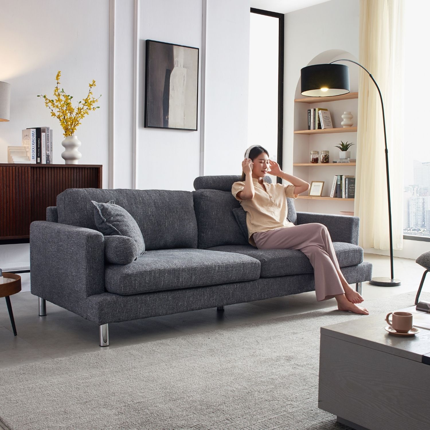 The Eirik Sofa Sofa Valyoufurniture