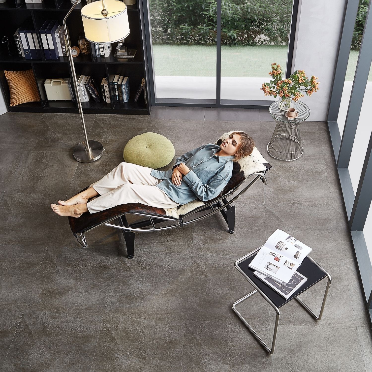 Malia Chaise Lounge Chair - Valyou
