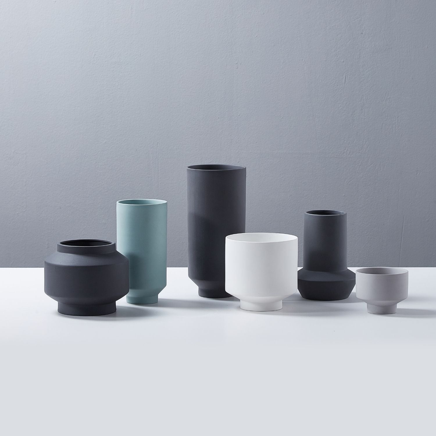 Pascal Vases Accessory Valyōu Furniture