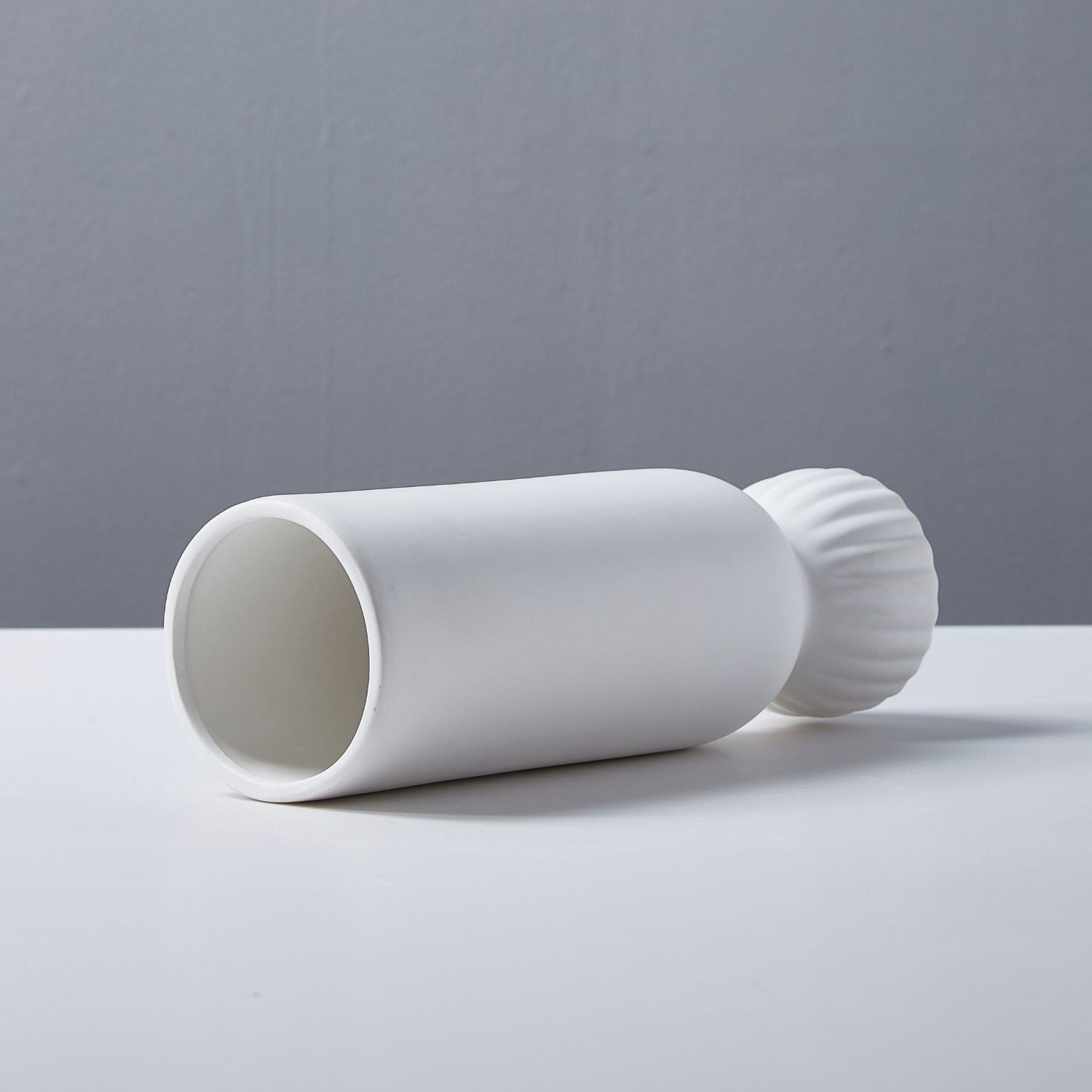 Wynn Vase Accessory Valyōu Furniture