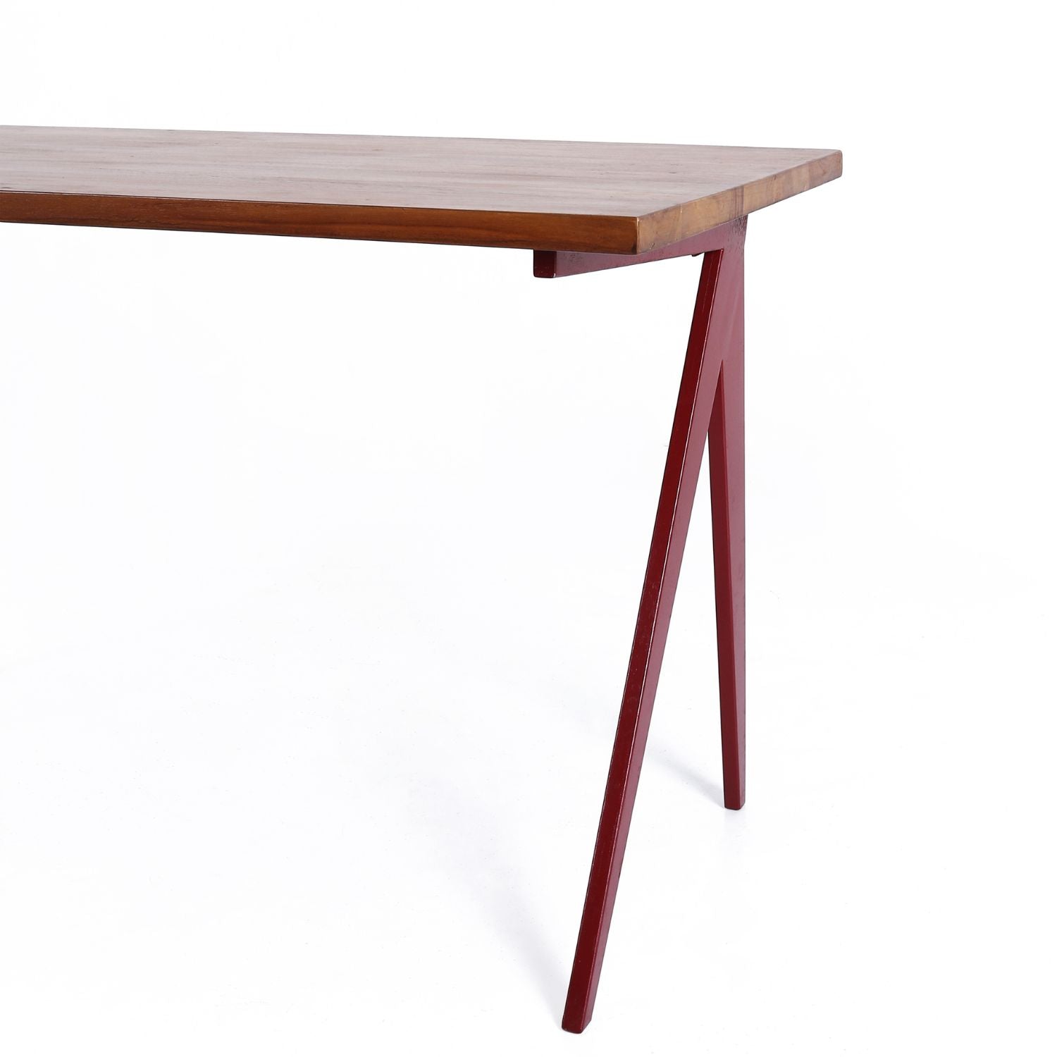 Pila Desk - Valyou