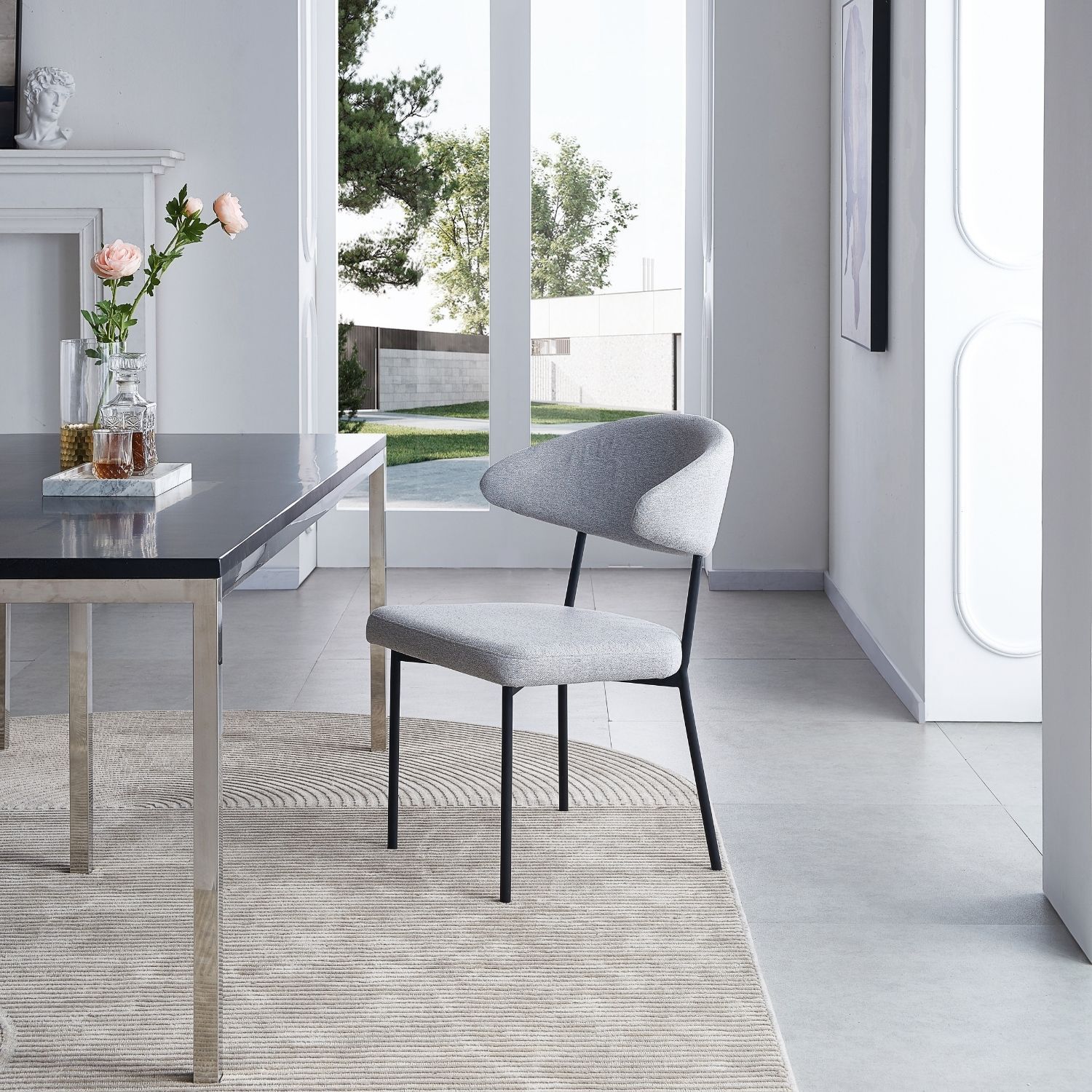 Renzo Chair - Valyou