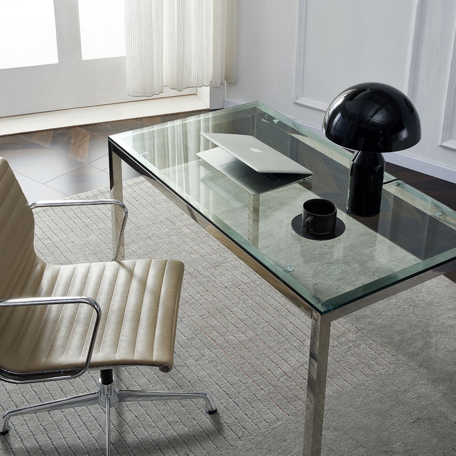 Pavilli Desk
