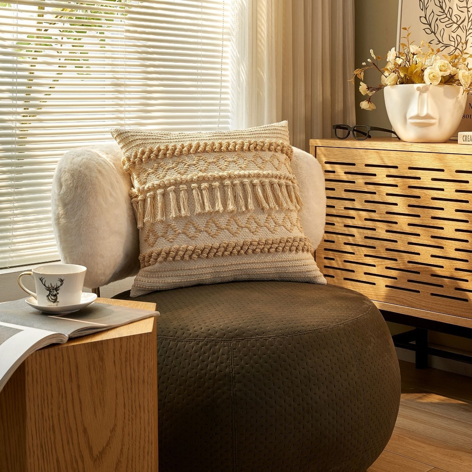 Thora Accessory Valyōu Furniture