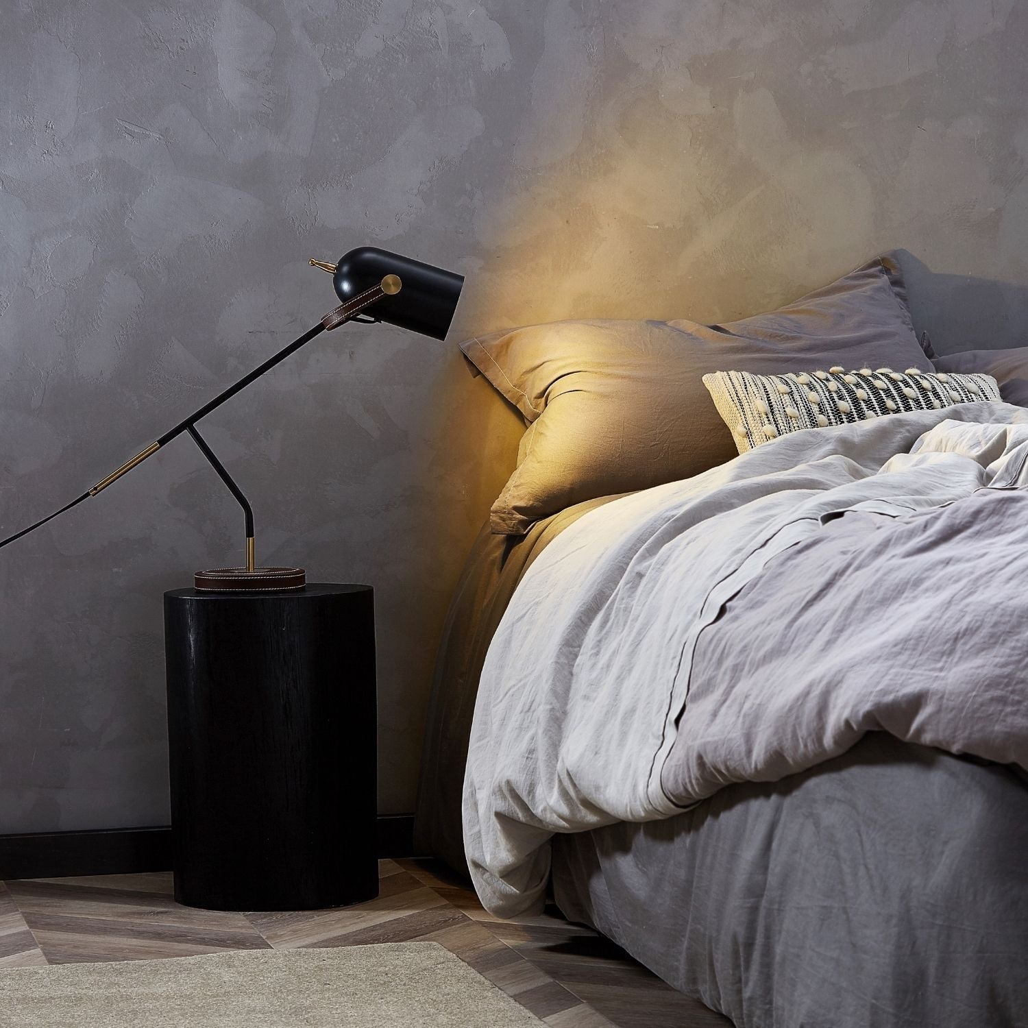 Saburo Lamp Accessory Valyōu Furniture