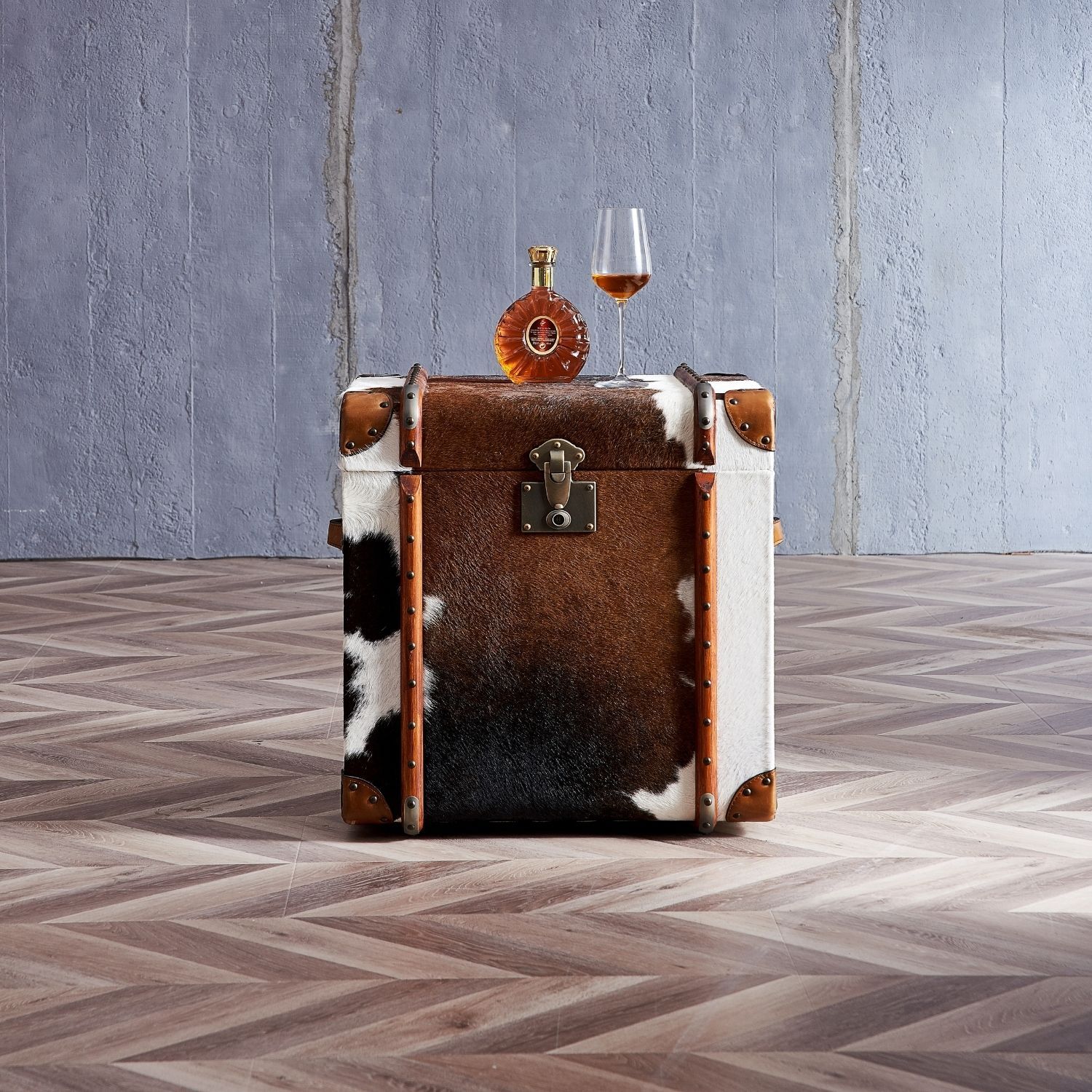 Vaquer Trunk Storage Foundry