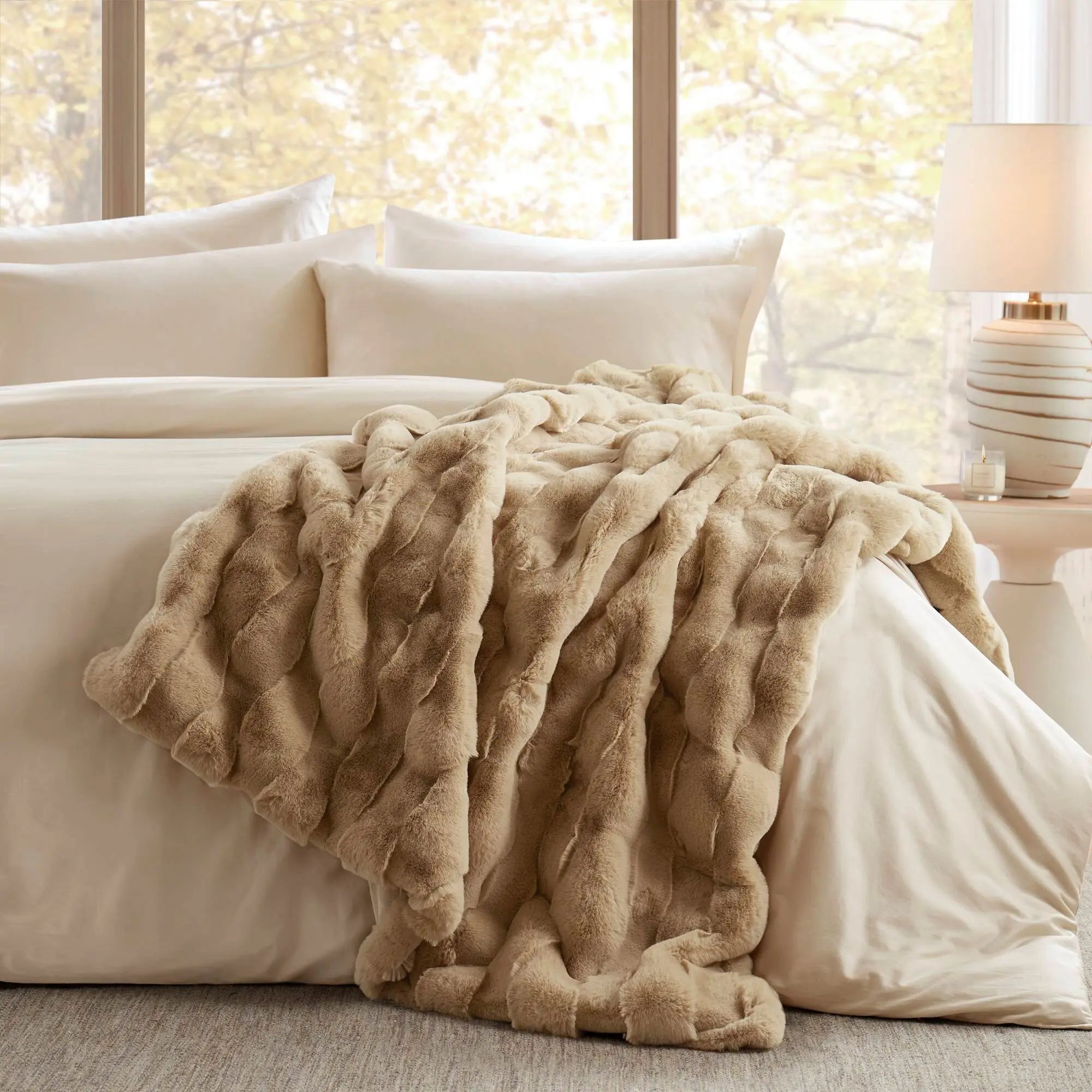 Soft Cozy Blankets and Throws