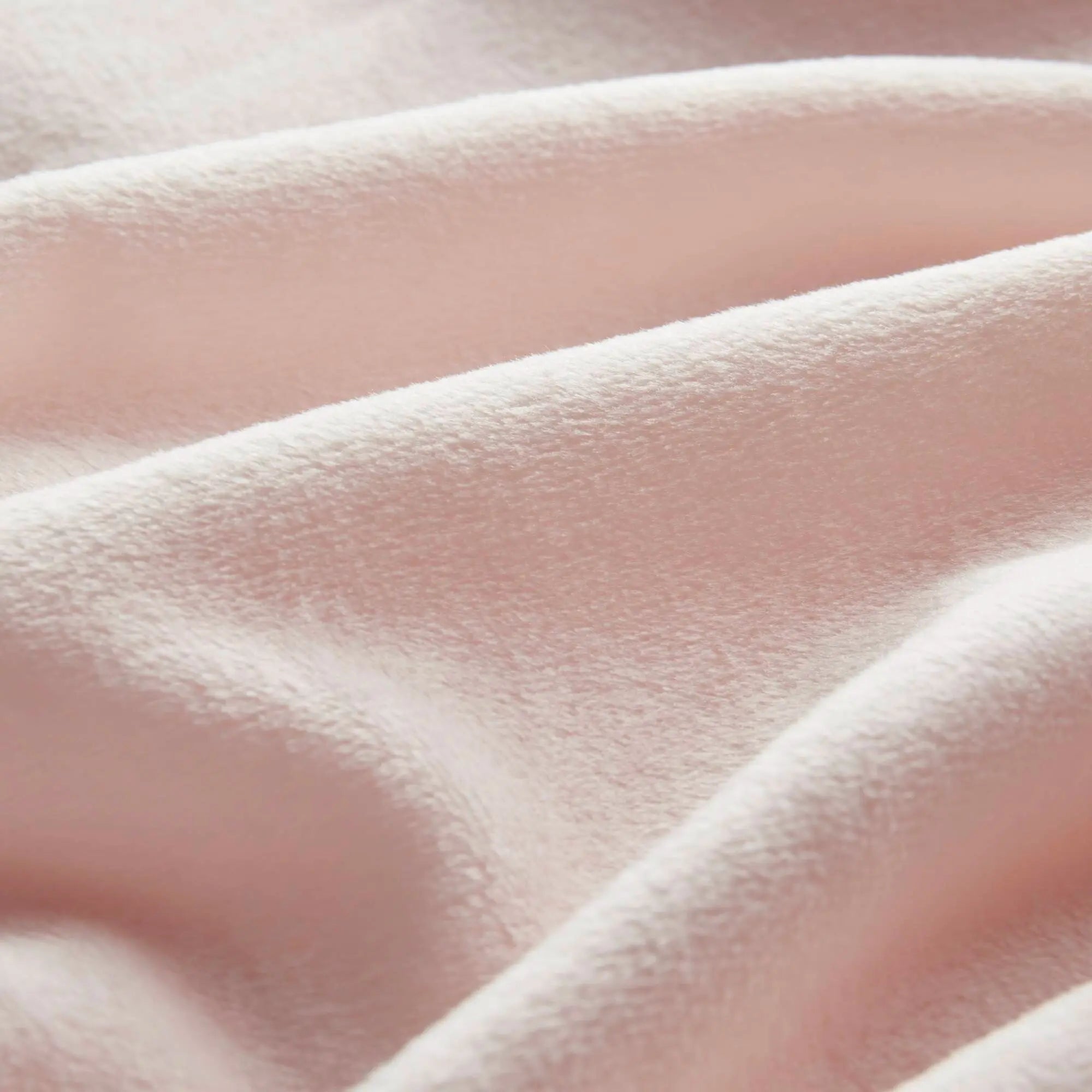 Soft Cozy Blankets and Throws