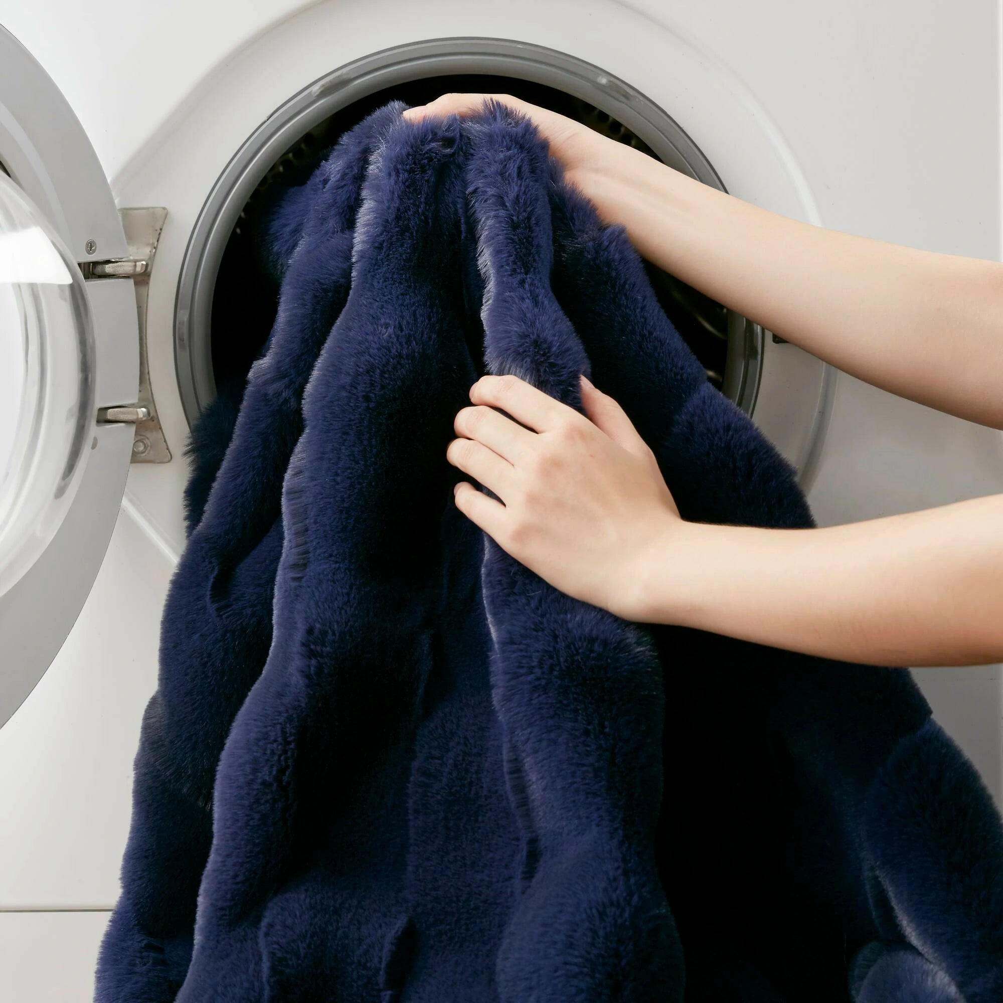 Winter Navy Throw Set-Cozy & Soft Blanket for gift