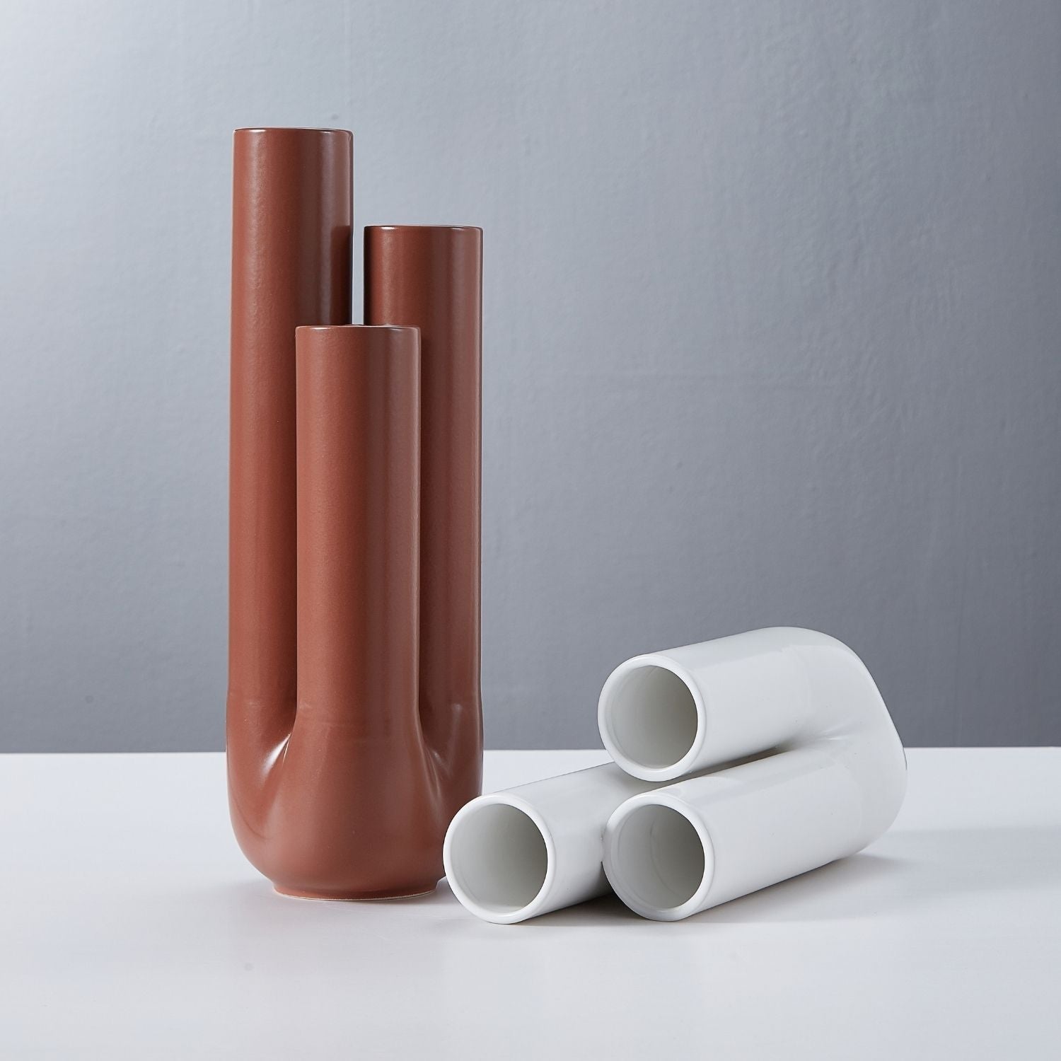 Zev Vase Accessory Valyōu Furniture
