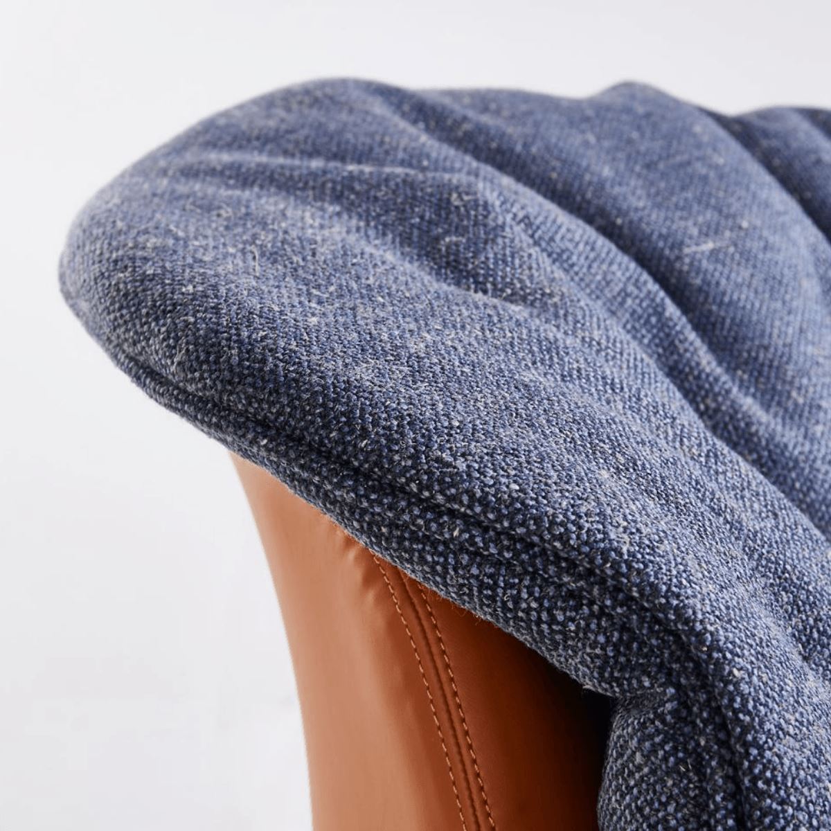 Valwazz Accent Chair