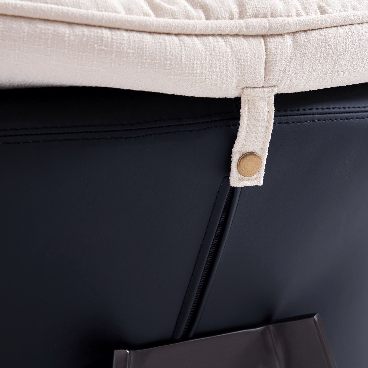 Valwazz Accent Chair - Valyou