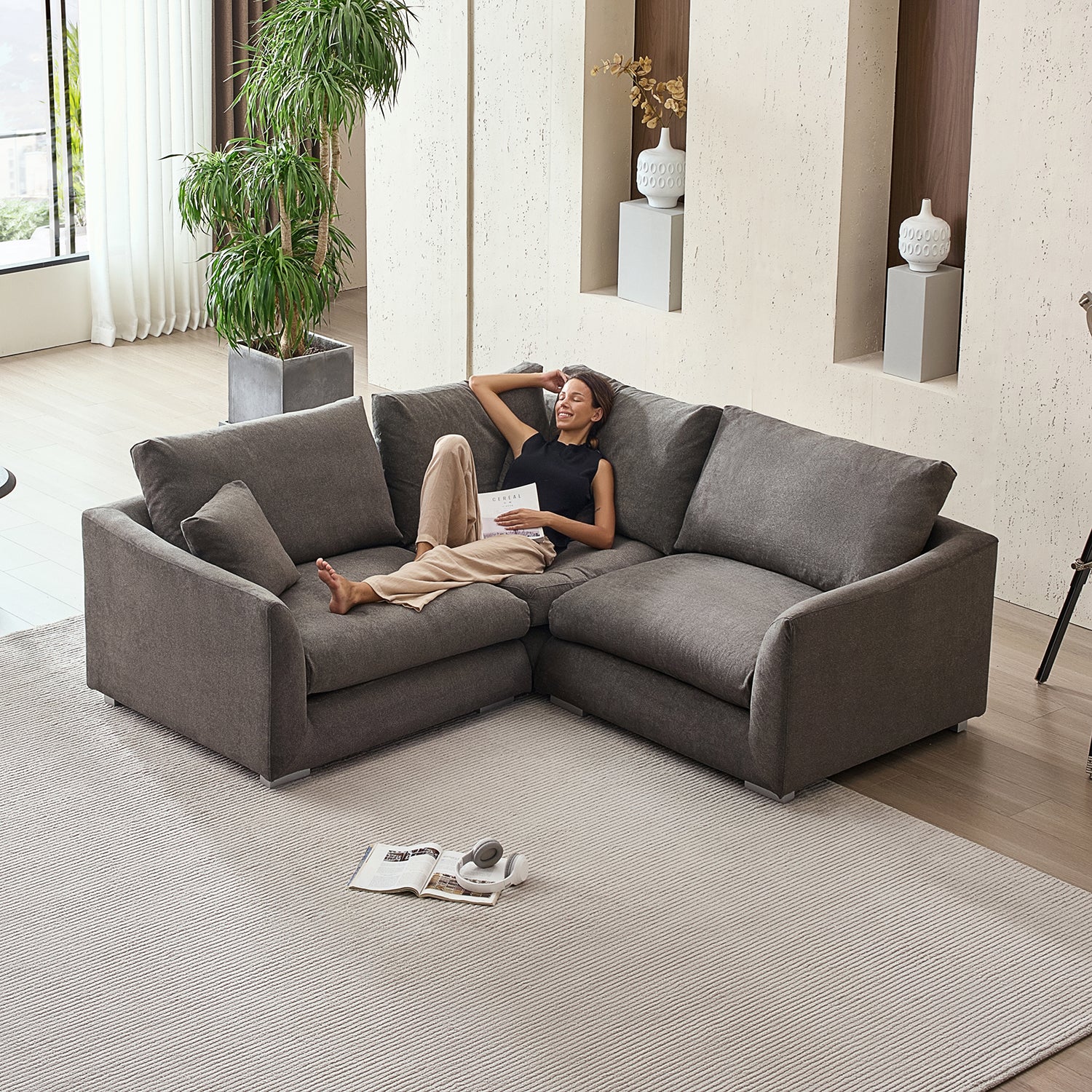 Feathers L Sectional