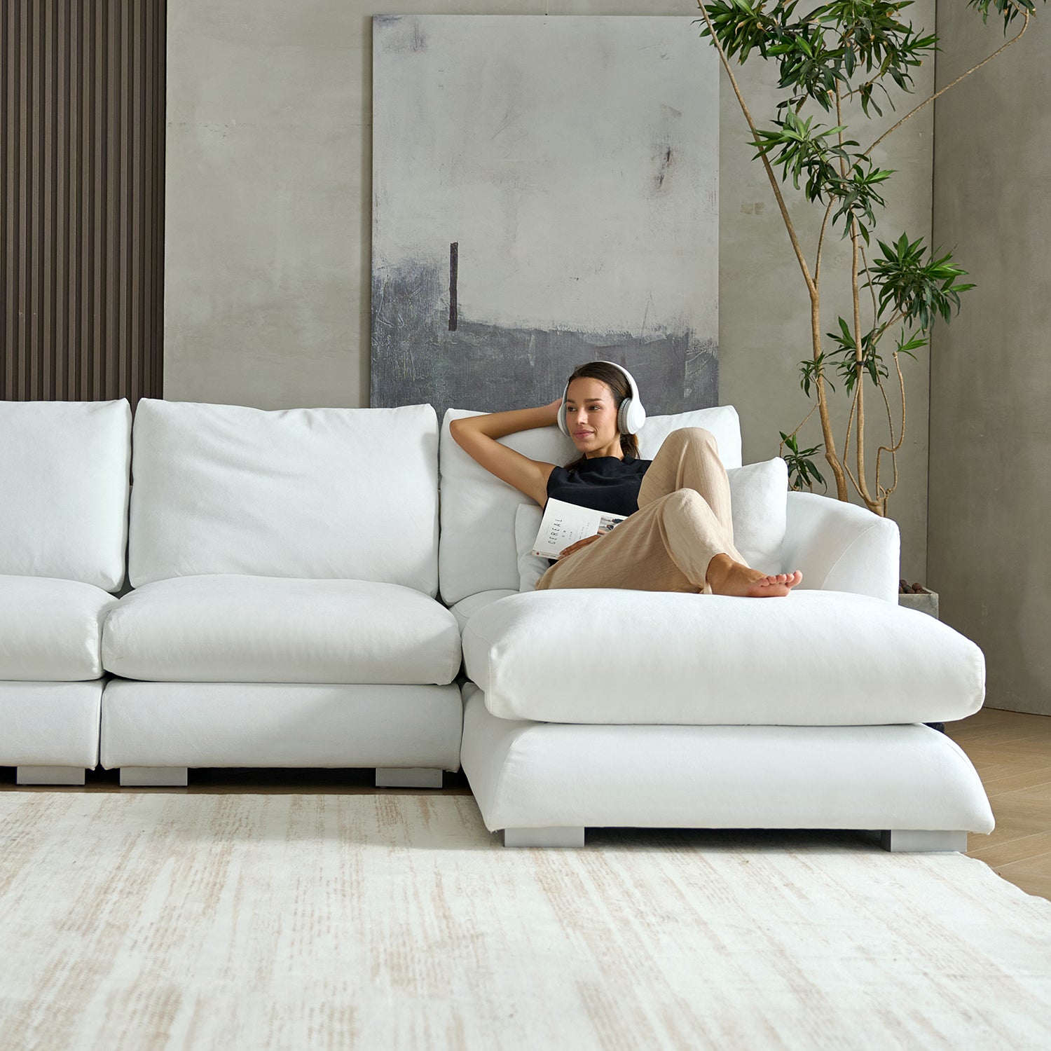 Feathers U-Sectional