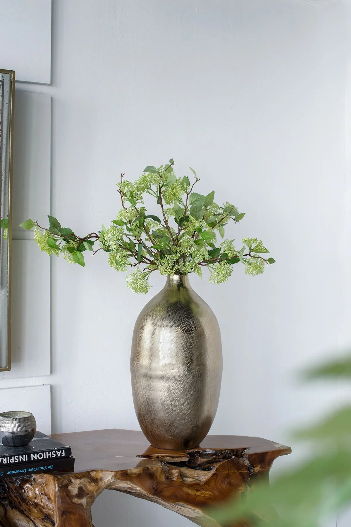 Gold Streak Aluminum Vase 18.5 Inch Modern Floor Vase for Home Decor