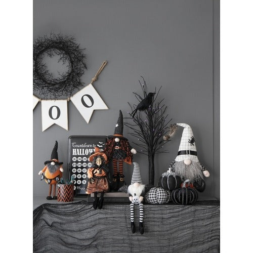 Halloween 2 Pics – Fabric Sitting Gnomes with White Hat & Spider