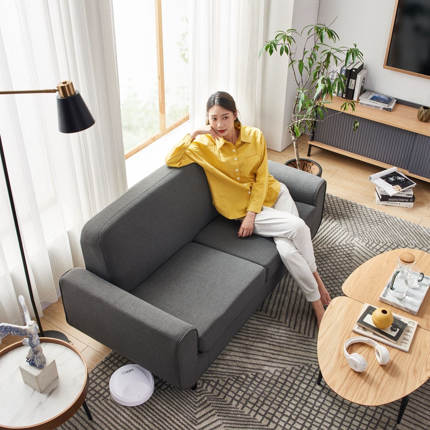 Valoren Loveseat