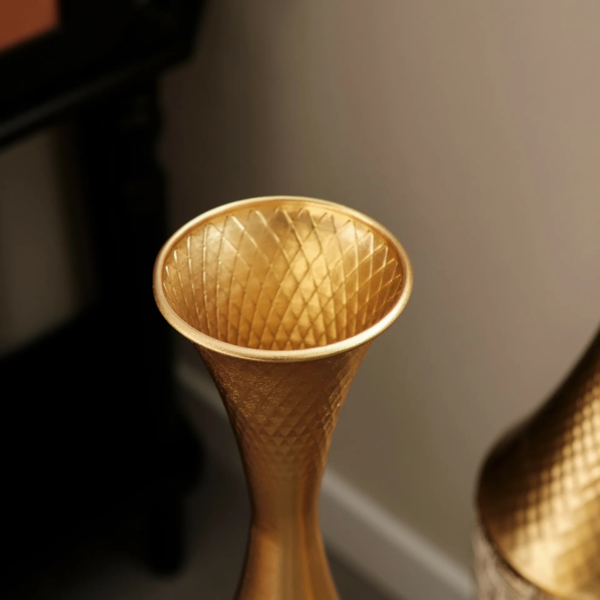 Woven Metal Floor Vase Set of 3,Modern Home Decor with Golden Accents