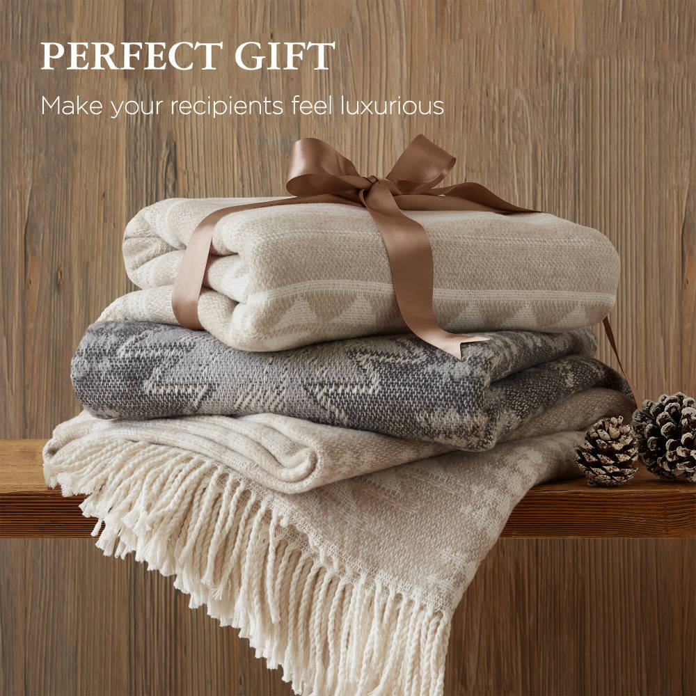 Cotton Blend Throw Blanket For Bed And Picnic 1-Piece