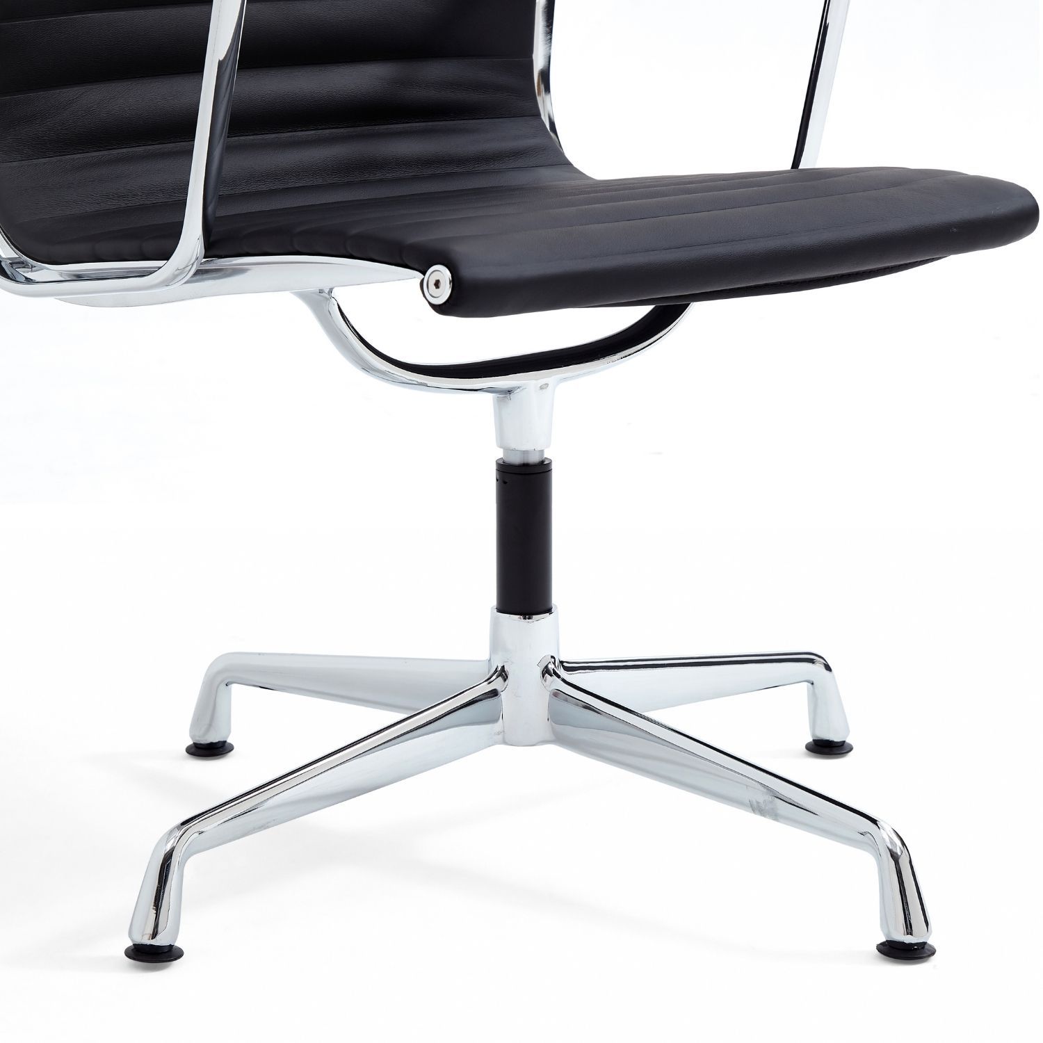 Eames office best sale chair no wheels